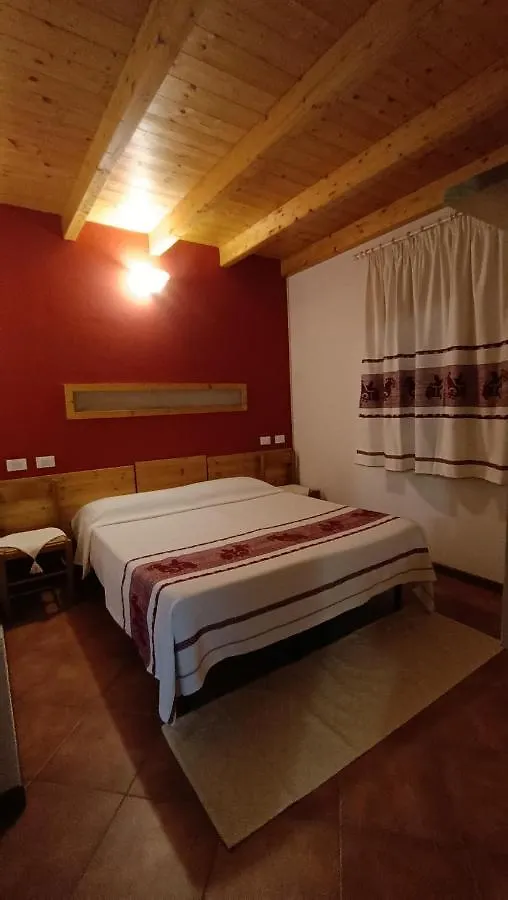 Bed & Breakfast B&B Kikina Austis Italy